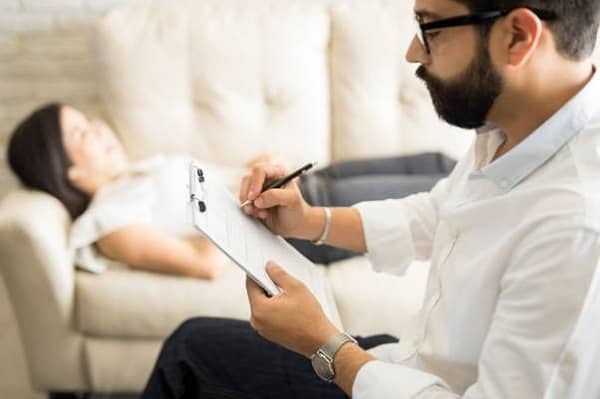 How to Become a Psychologist: A Step by Step Guide