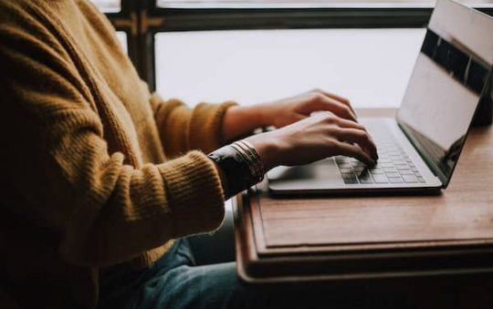 How To Switch Electricity Providers in Australia
